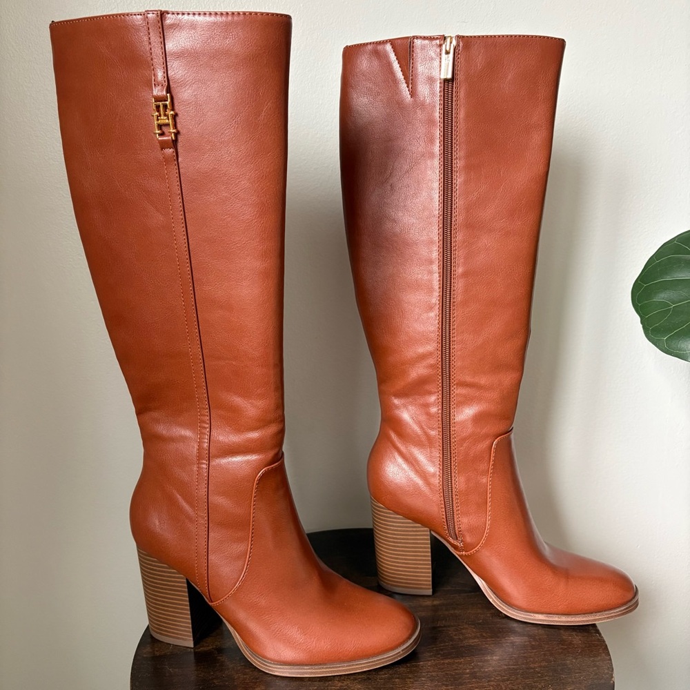 Tommy Hilfiger Knee High Block Heel Boots – Women’s 8.5 👢